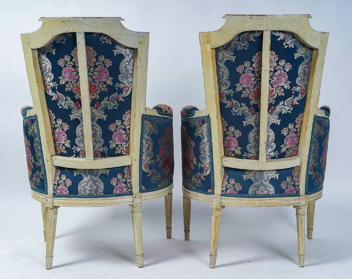 Pair Of French Louis XVI Period Bergere Armchairs In Natural Lacquered Wood Circa 1780-photo-2