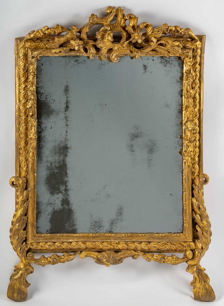 Miroir En Bois Sculpté Et Doré, Travail Italien Du Milieu Du XVIIIème Siècle Vers 1750-1760