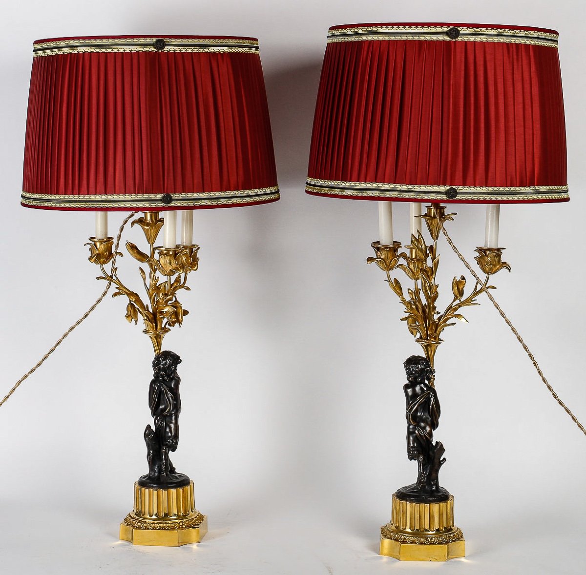 Paire De Candélabres Montés En Lampes De Style Louis XVI En Bronze à Décor De Faunes Vers 1860-photo-6