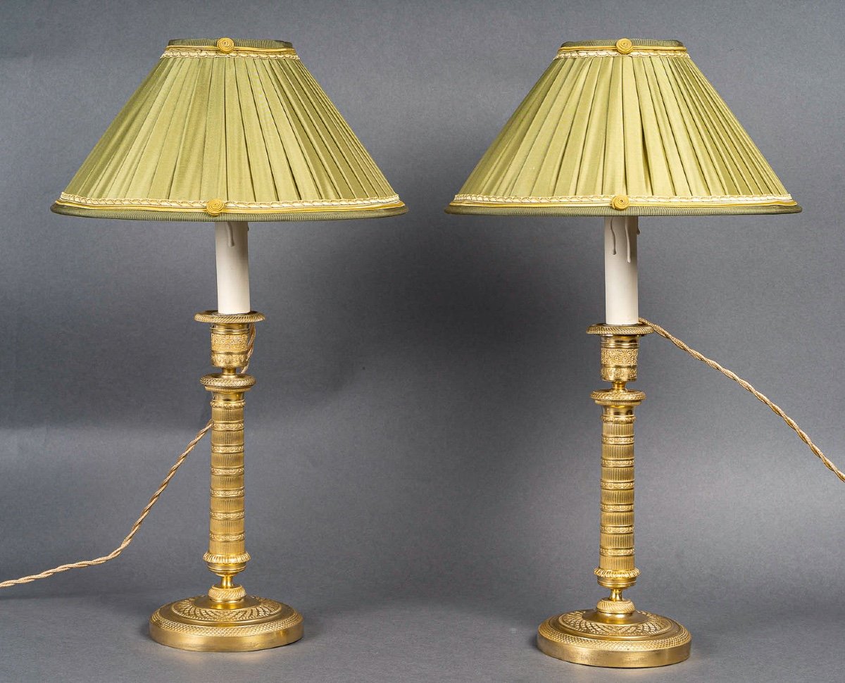 Paire De Bougeoirs Montés En Lampes D’époque Empire En Bronze Finement Ciselé Et Doré Vers 1810-photo-6