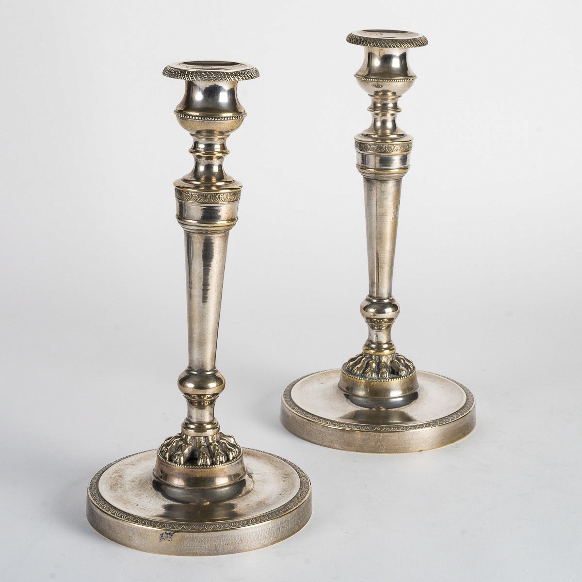 André Antoine Ravrio (1759-1814) Pair Of Candlesticks With Water Leaf Friezes In Silvered Bronze-photo-4