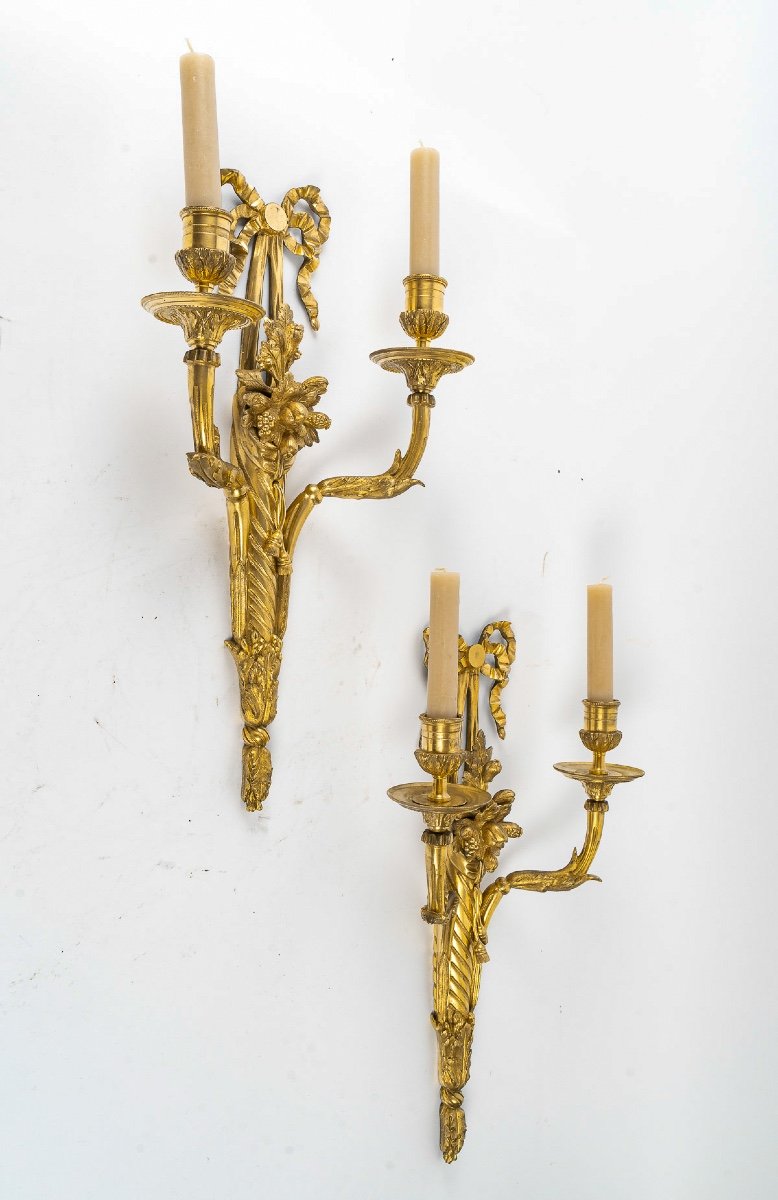 A Pair Of Louis XVI Period Ormolu Sconces With Quivers Circa 1780-photo-3