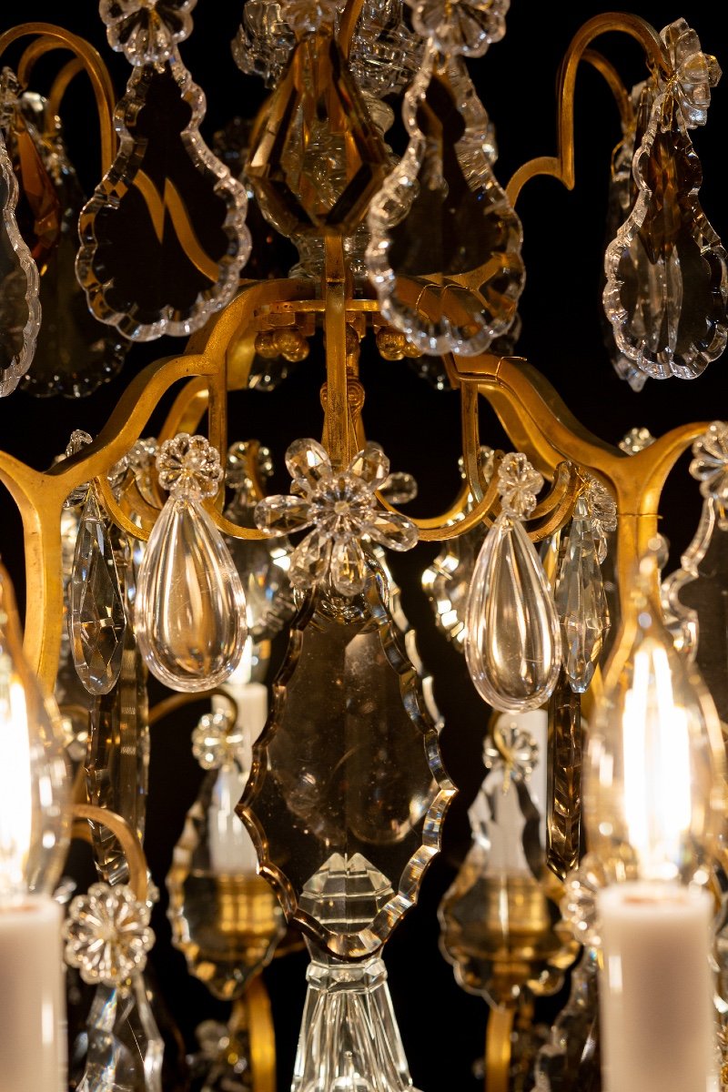 Lustre De Style Louis XV En Bronze Doré Et Décor De Cristal Taillé Signé Par La Maison Baccarat-photo-4