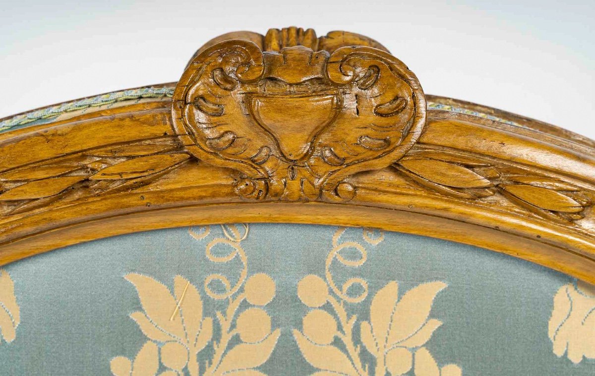 Louis XV Period Fireplace Screen With Carved, Molded And Shaped Walnut Frame, Circa 1740-photo-1