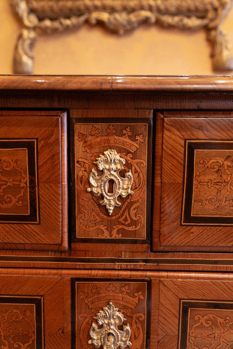 Commode En Marqueterie à Décor De Couronne Ducale D’époque Louis XIV Vers 1700-photo-4