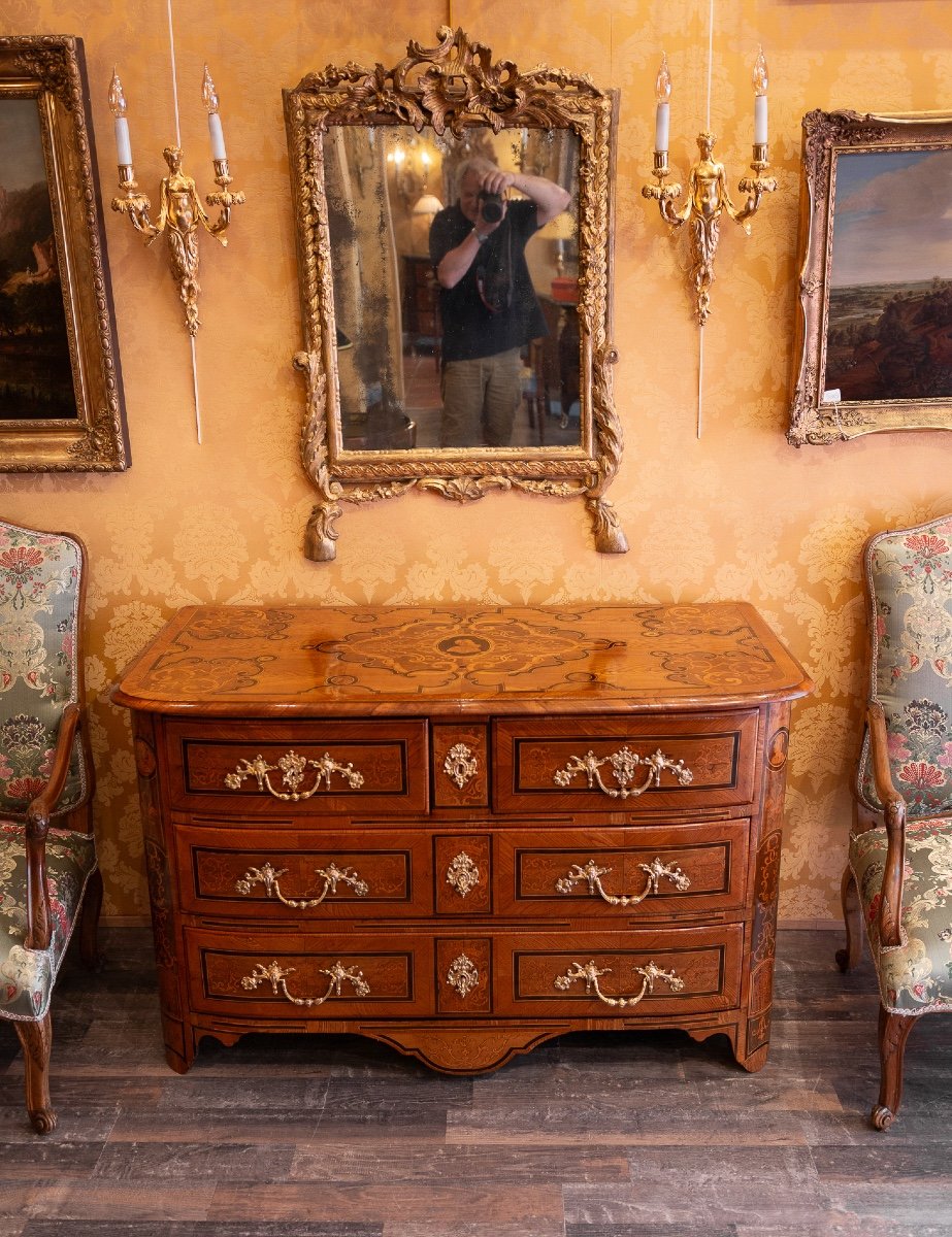 Commode En Marqueterie à Décor De Couronne Ducale D’époque Louis XIV Vers 1700-photo-3