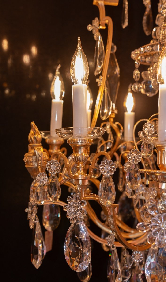 Signed Baccarat, Louis XVI Style Chandelier With Fire Pots In Gilt Bronze And Cut Crystal-photo-1