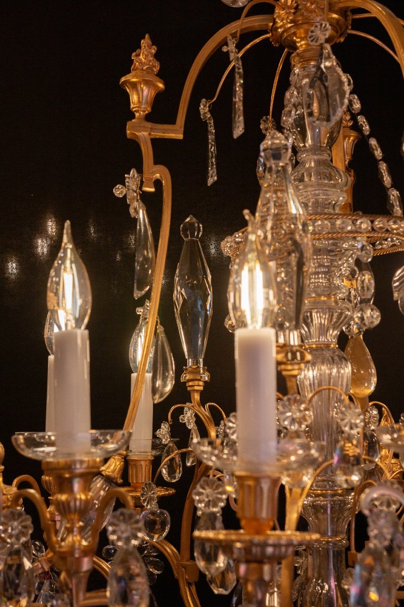 Signed Baccarat, Louis XVI Style Chandelier With Fire Pots In Gilt Bronze And Cut Crystal-photo-2