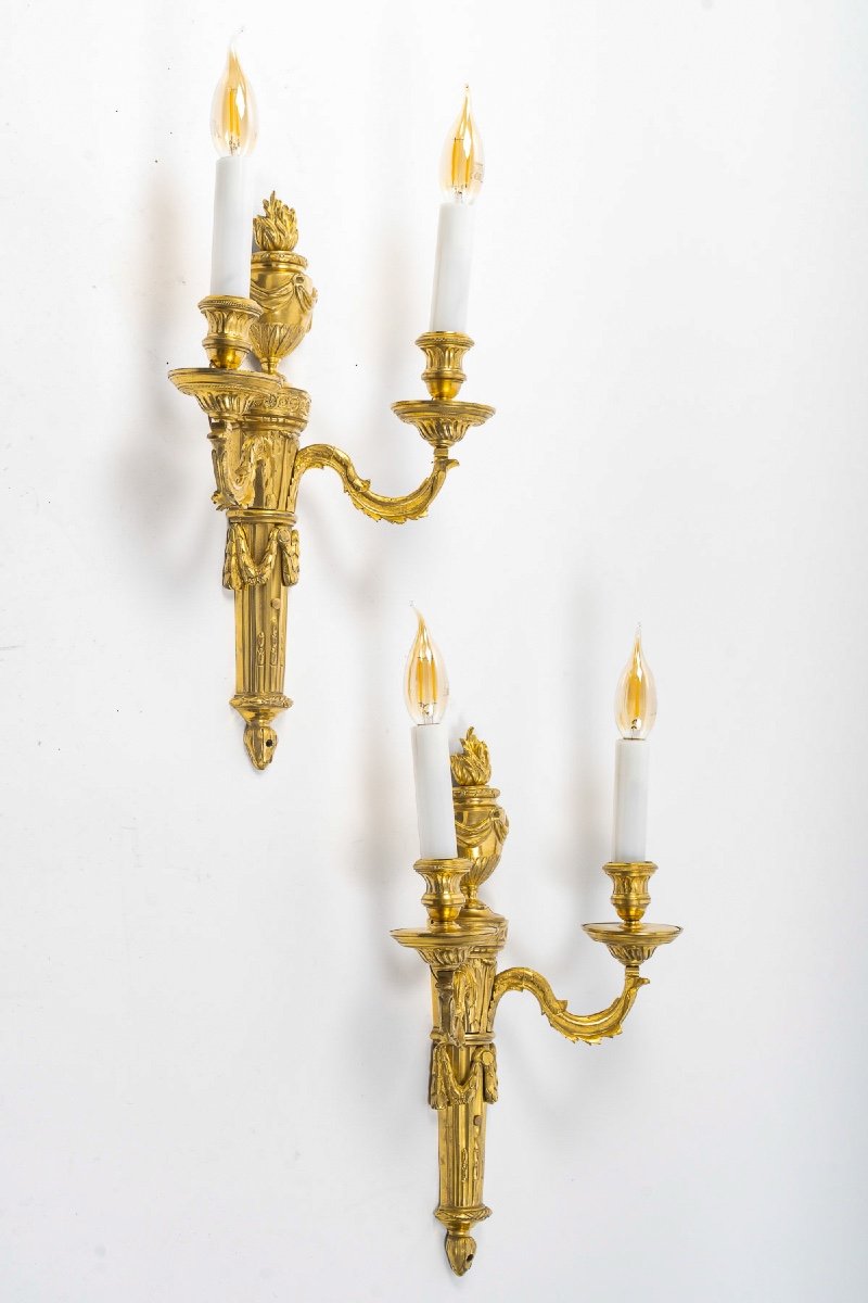 Pair Of Louis XVI Style Two-light Wall Sconces In Gilded And Chiseled Bronze, Circa 1780-1790-photo-3