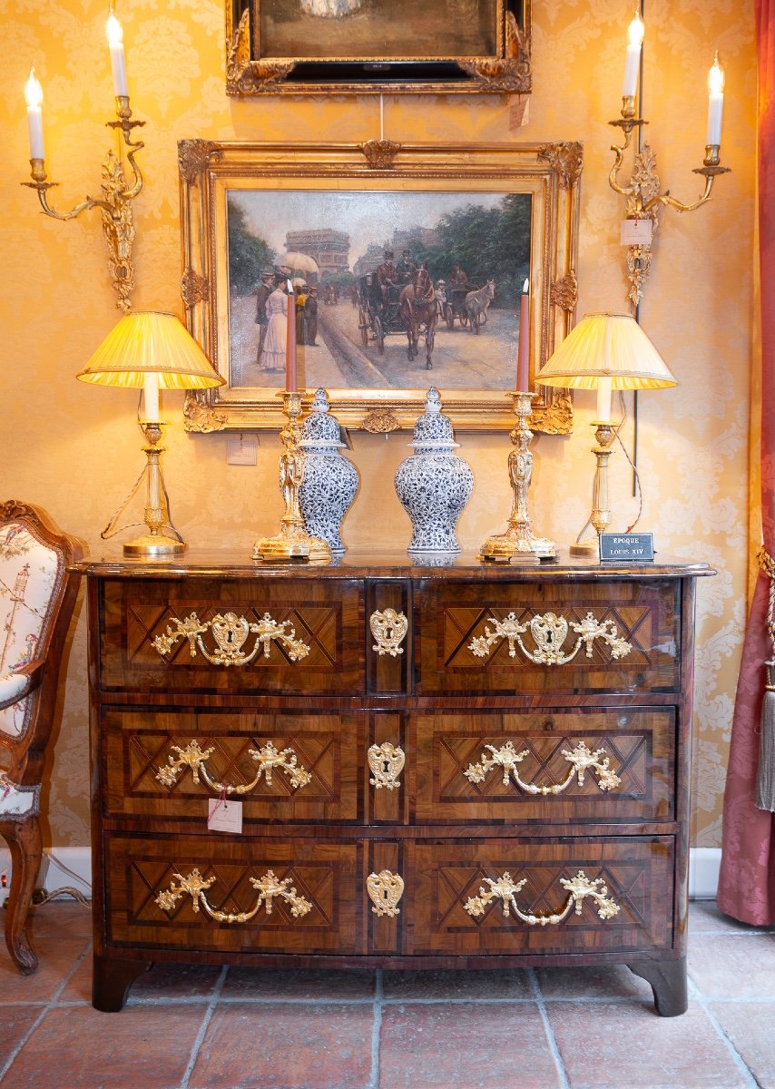 Dauphiné époque Louis XIV Commode à Marqueterie Géométrique Vers 1700