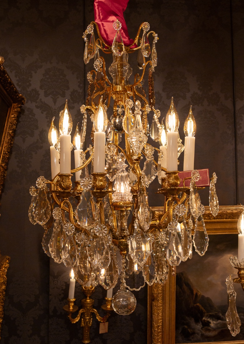 Signed By Baccarat Small Louis XV Style Chandelier In Gilt Bronze And Cut Crystal, Circa 1890