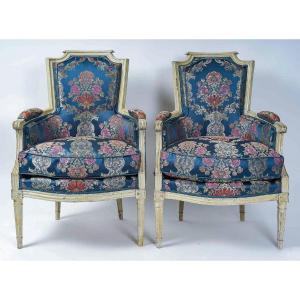 Pair Of French Louis XVI Period Bergere Armchairs In Natural Lacquered Wood Circa 1780