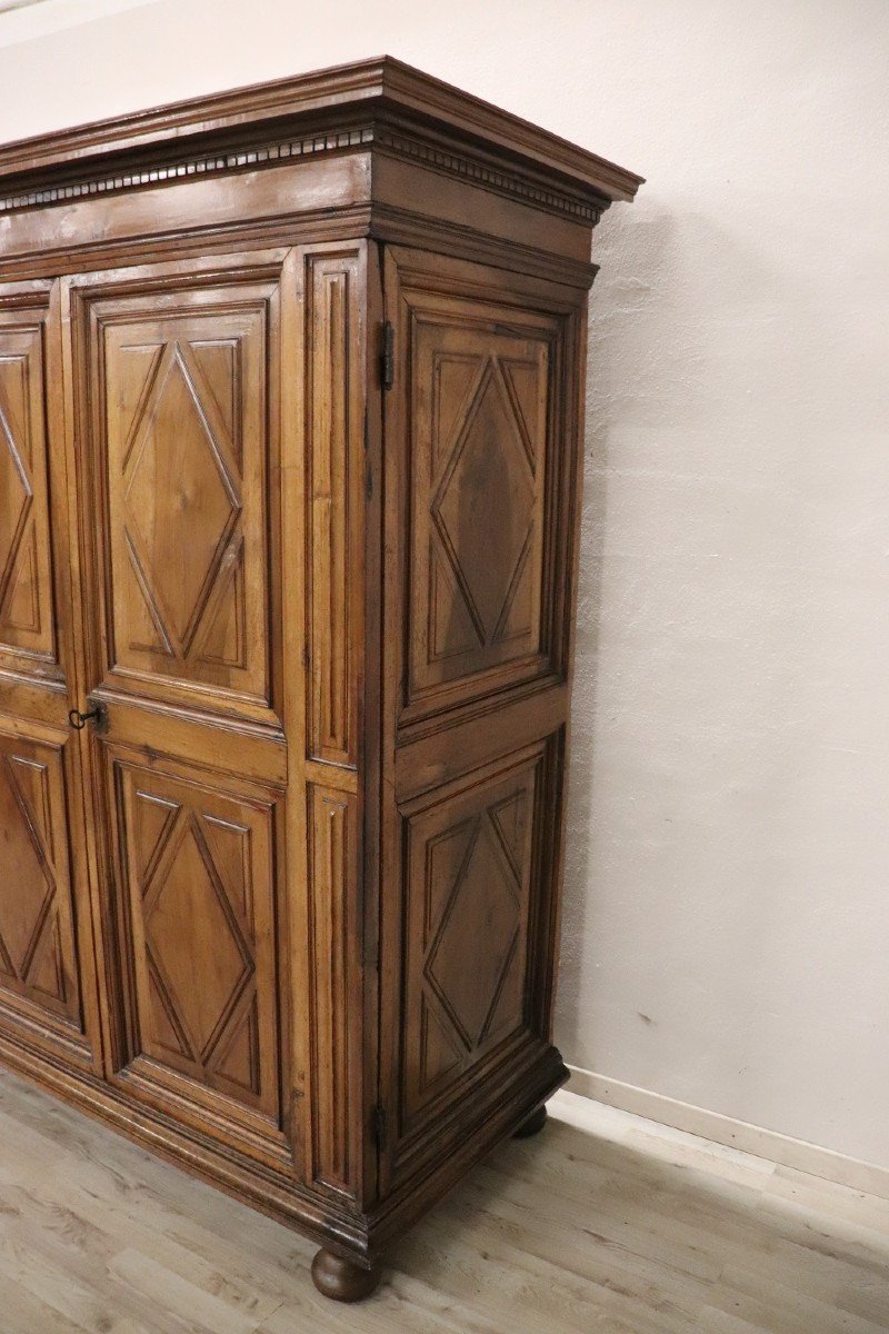 17th Century Walnut Antique Wardrobe With Secret-photo-3