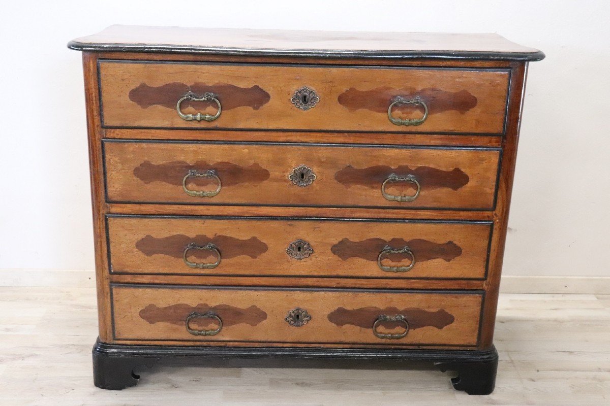 Antique Chest Of Drawers With Walnut Inlay, 17th Century-photo-2