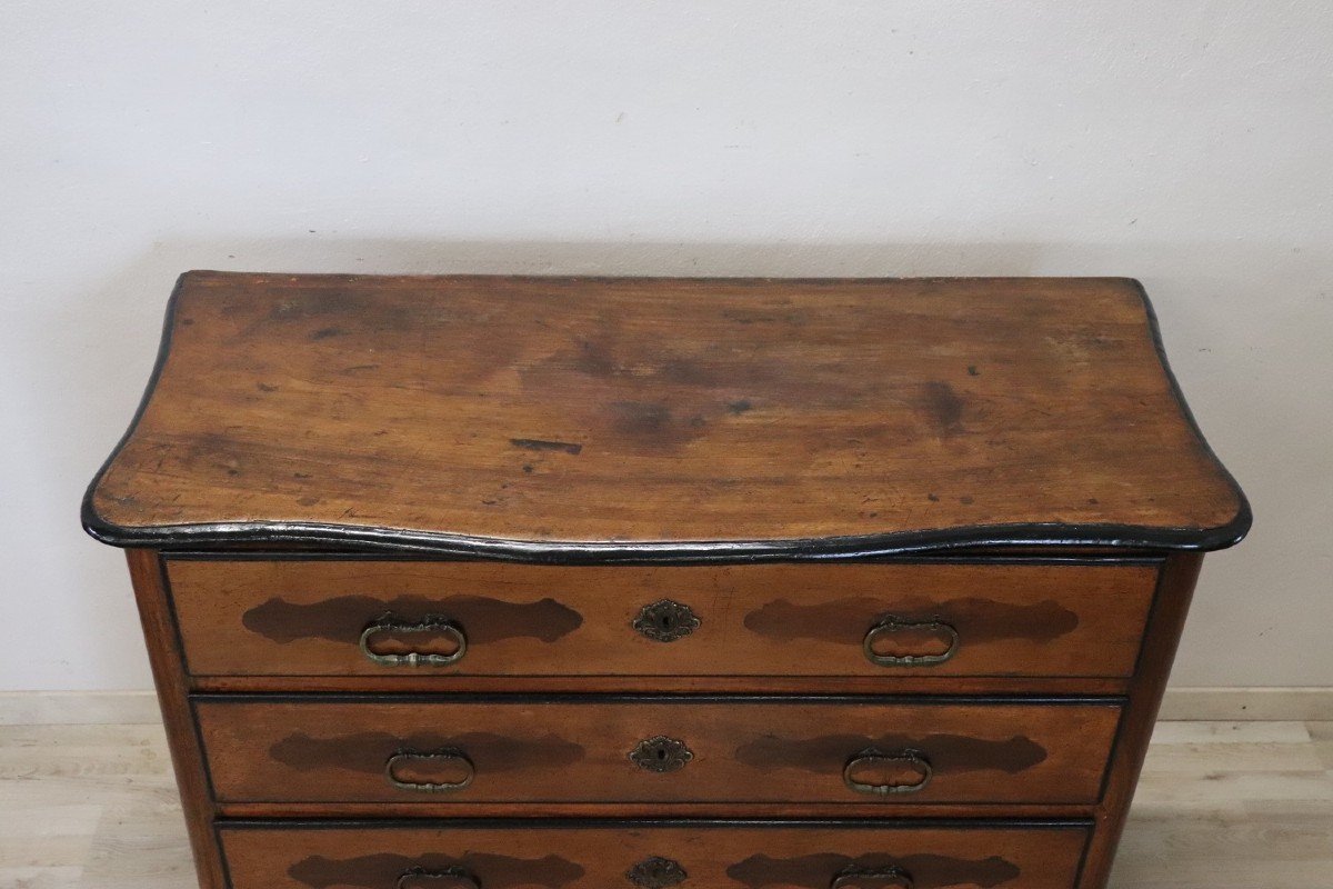 Antique Chest Of Drawers With Walnut Inlay, 17th Century-photo-3