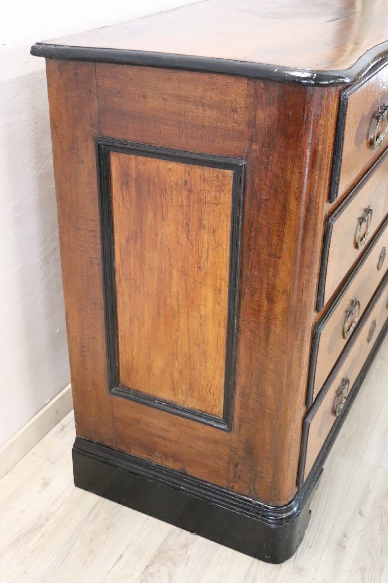 Antique Chest Of Drawers With Walnut Inlay, 17th Century-photo-4