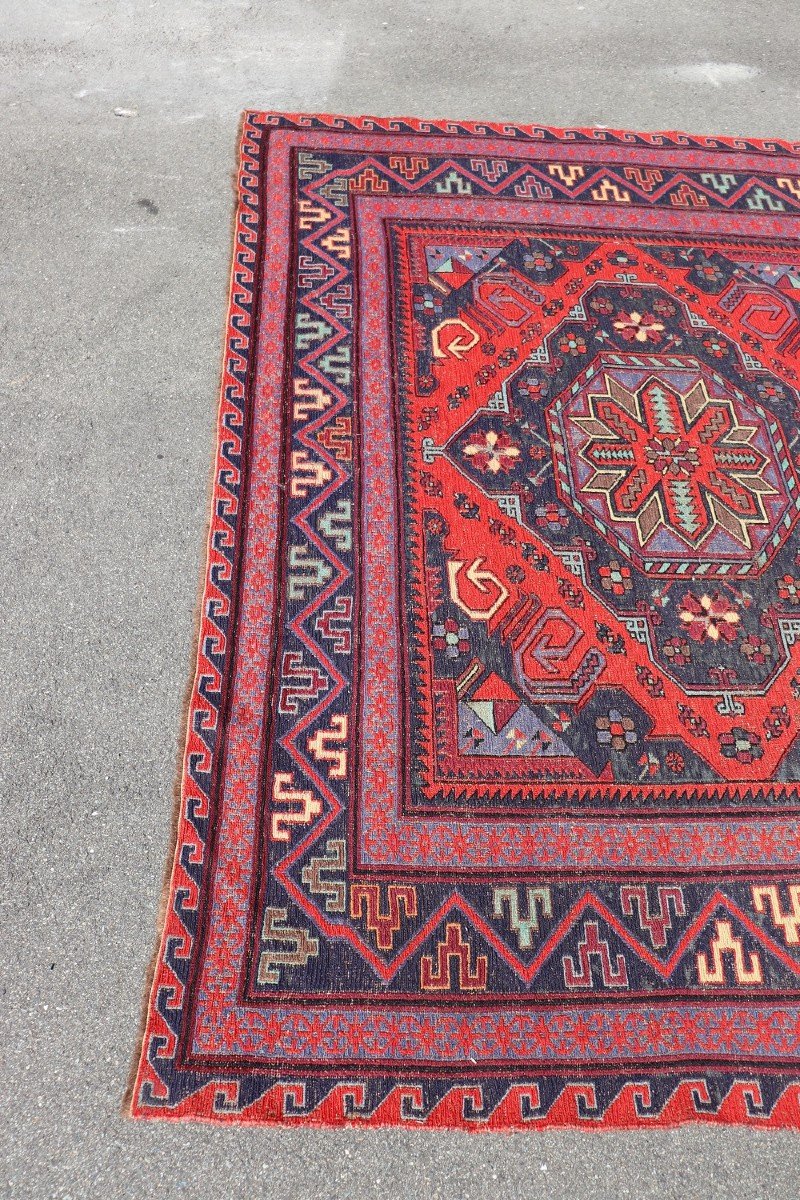 Large Middle Eastern Handmade Shiraz Rug, 1930s-photo-1