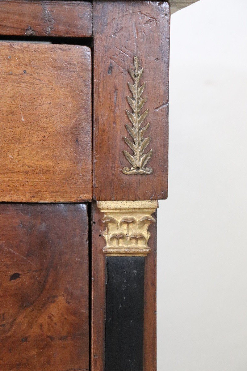 Early 19th Century Chest Of Drawers In Walnut And Marble Top-photo-4