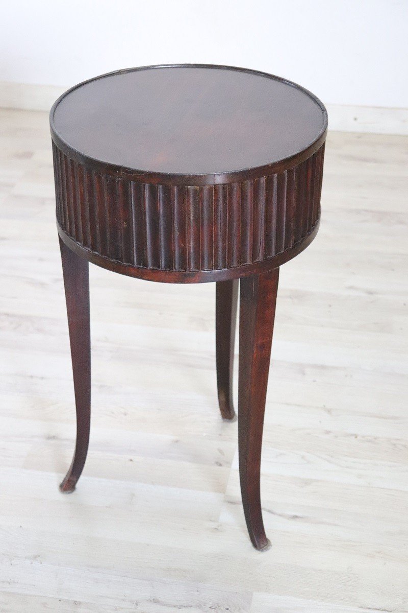 Antique Round Side Table In Walnut, Late 19th Century-photo-4