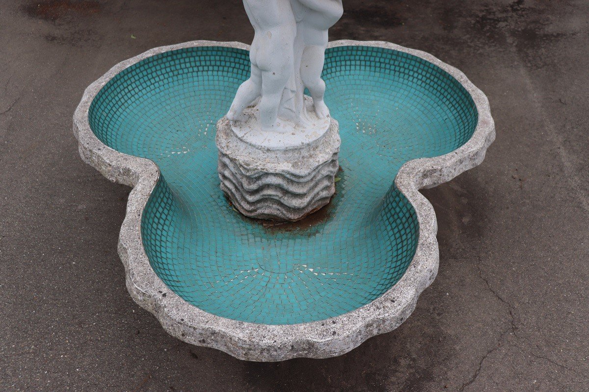 Fontaine De Jardin Néoclassique Avec Statue-photo-1