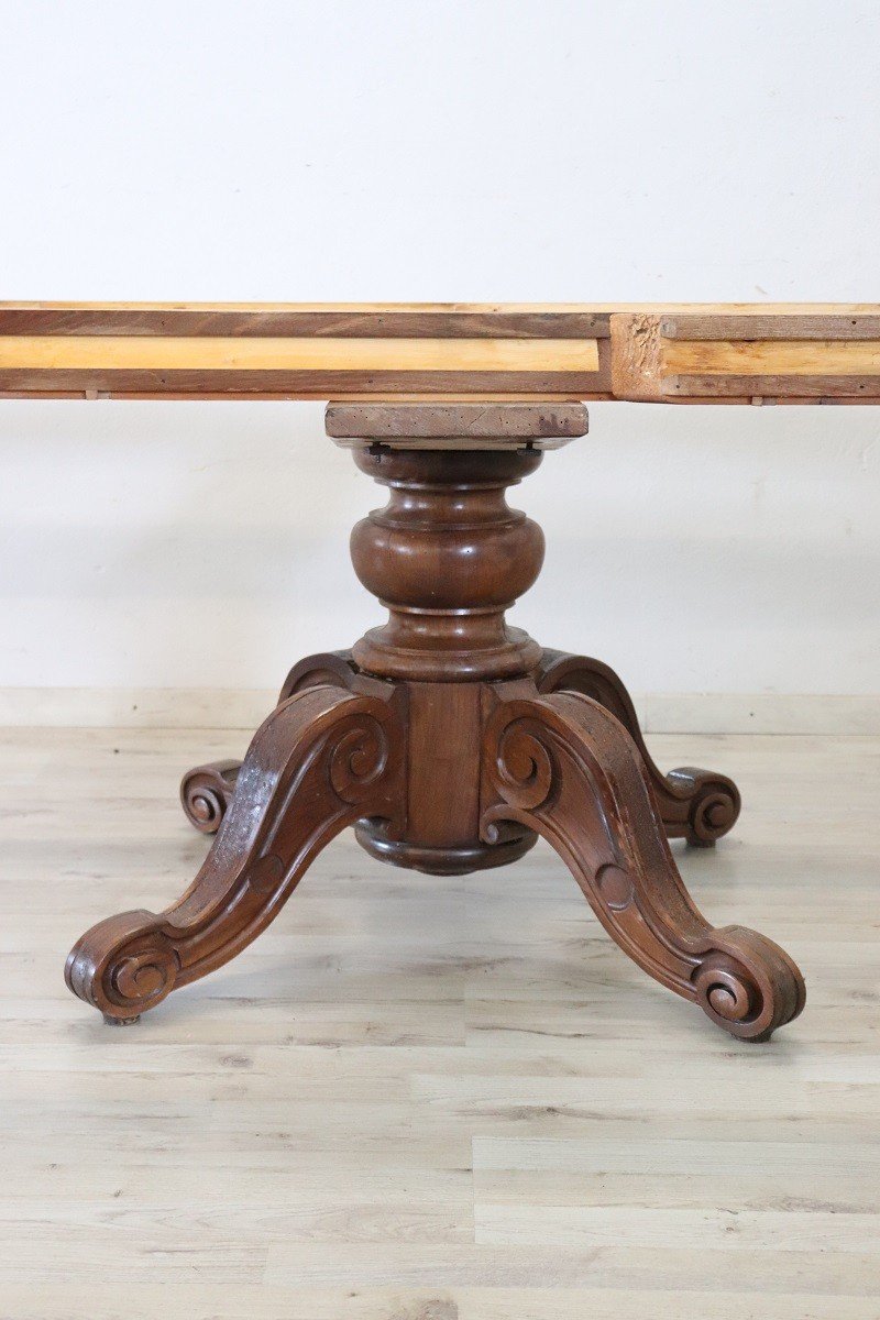 19th Century Oval Walnut Extendable Dining Table-photo-4