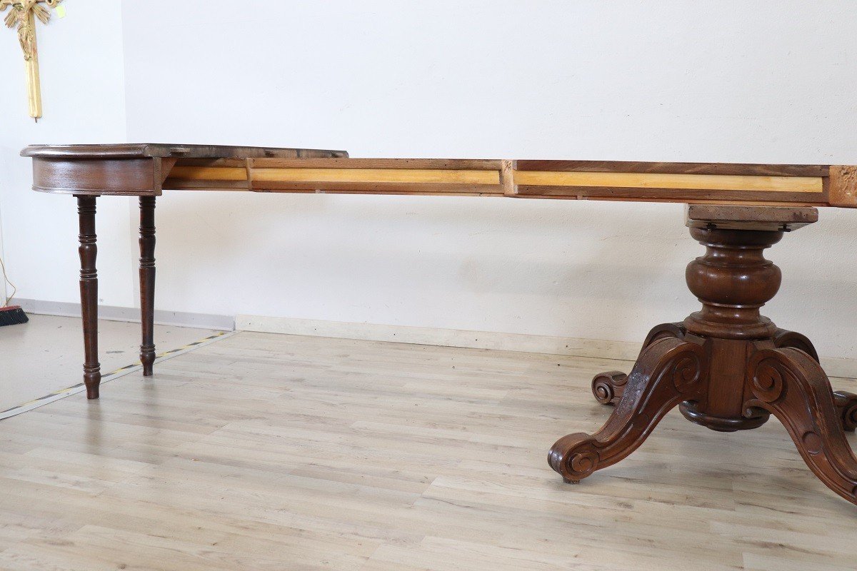 19th Century Oval Walnut Extendable Dining Table-photo-2