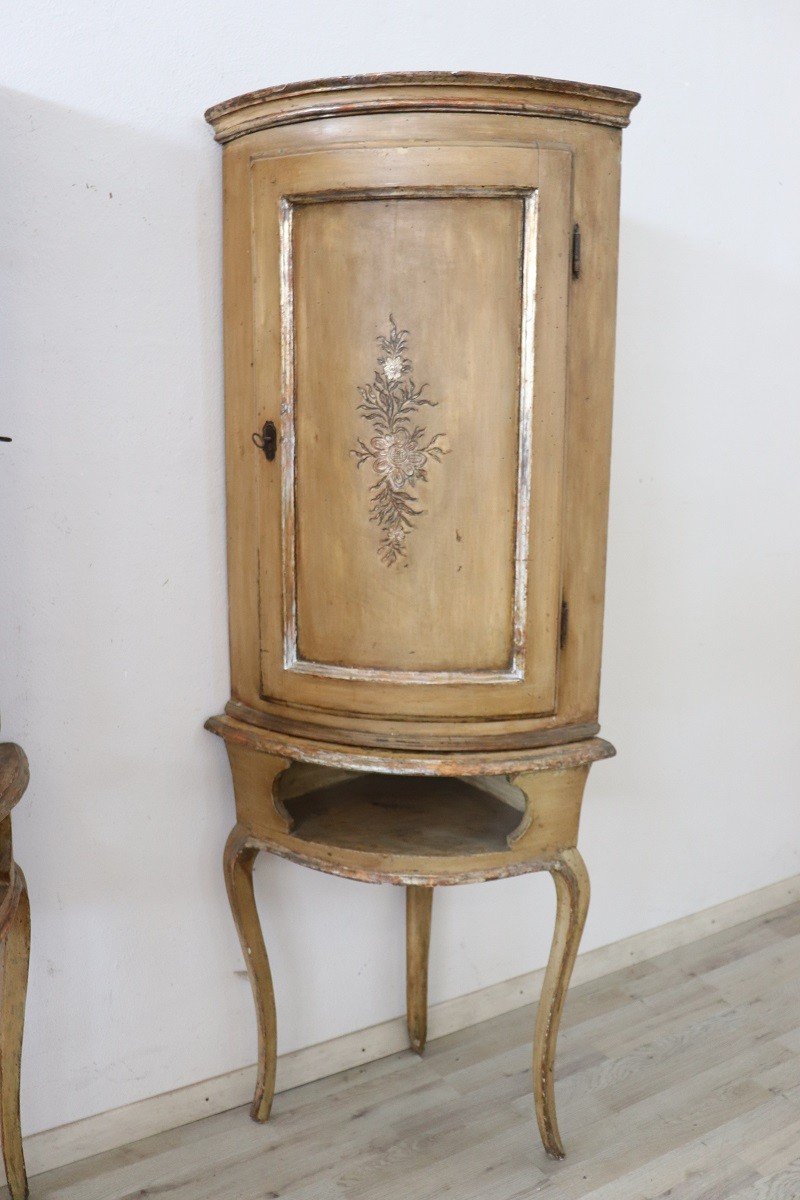 Italian Louis XV Antique Corner Cabinets-photo-3