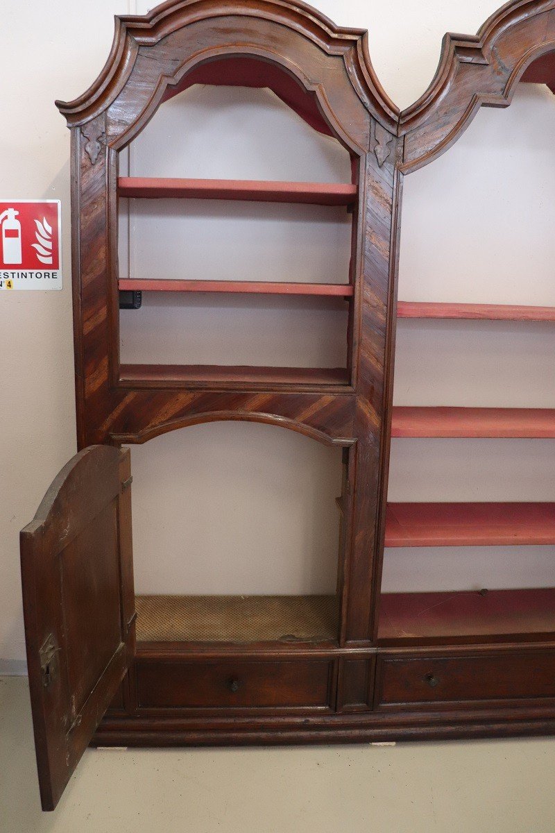 Late 17th Century Walnut Bookcase-photo-3