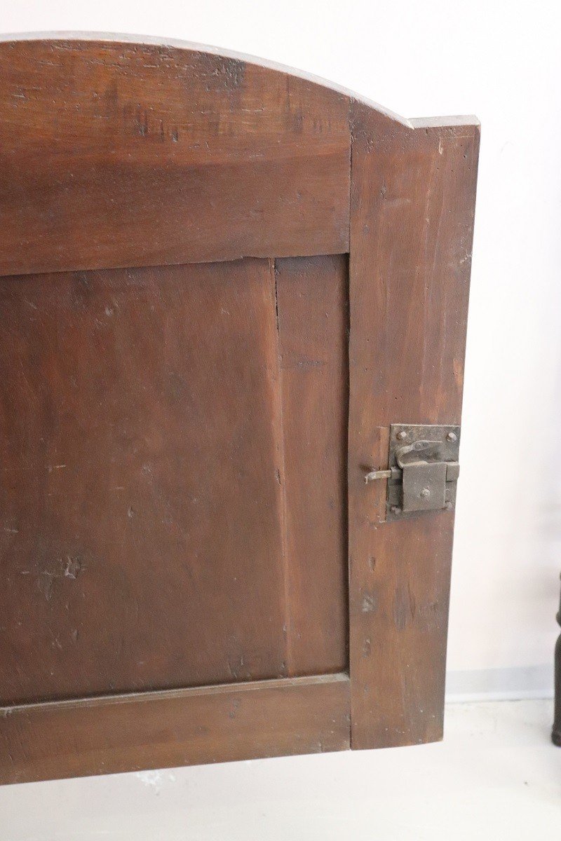 Late 17th Century Walnut Bookcase-photo-6