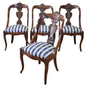 Dining Chairs In Carved Walnut, Early 19th Century, Set Of 4