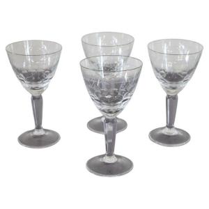 Quatre Verres à Liqueur Ou à Vin En Cristal Avec Décoration Raffinée