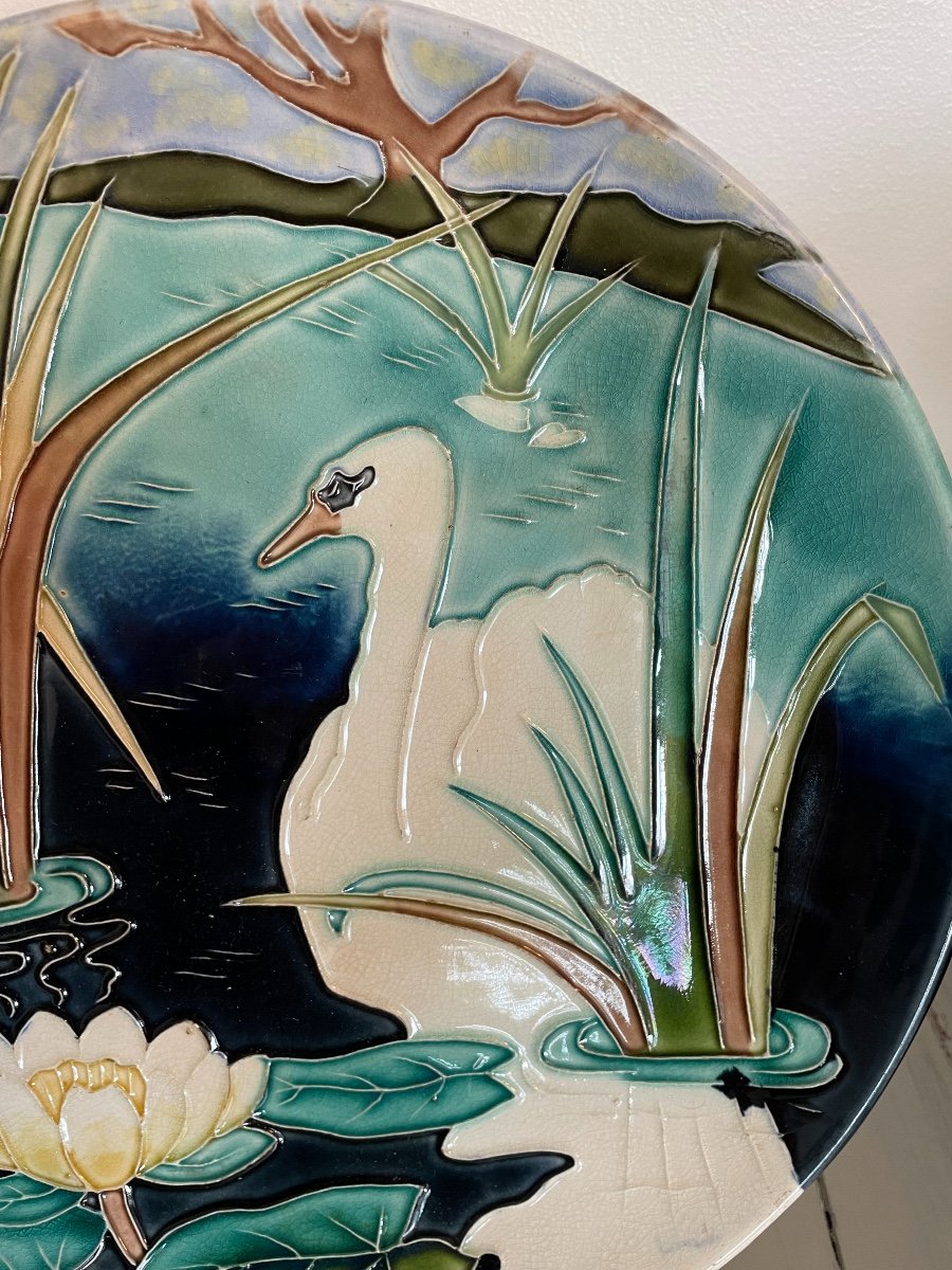 Plate Or Dish In Slip Old Period 1900 Plate With White Swan-photo-2