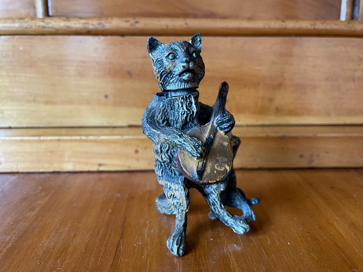 The Musician Cat: Small Animated Lead Cat From Nuremberg, Late XIX Eme Dlg Vienna Bronze