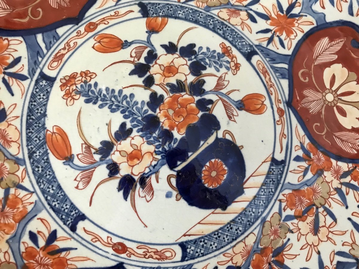 Very Large Dish In Imari Porcelain Beginning Of The XIXth Century 41 Cm Domed Interior-photo-2