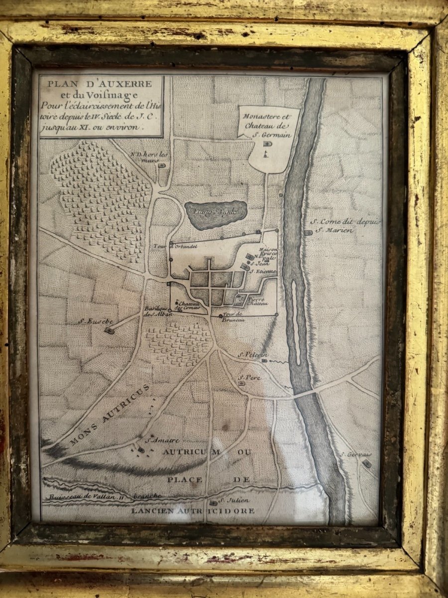 Old Plan Of The City Of Auxerre In Its Golden Wood Frame, 18th Century Period-photo-2