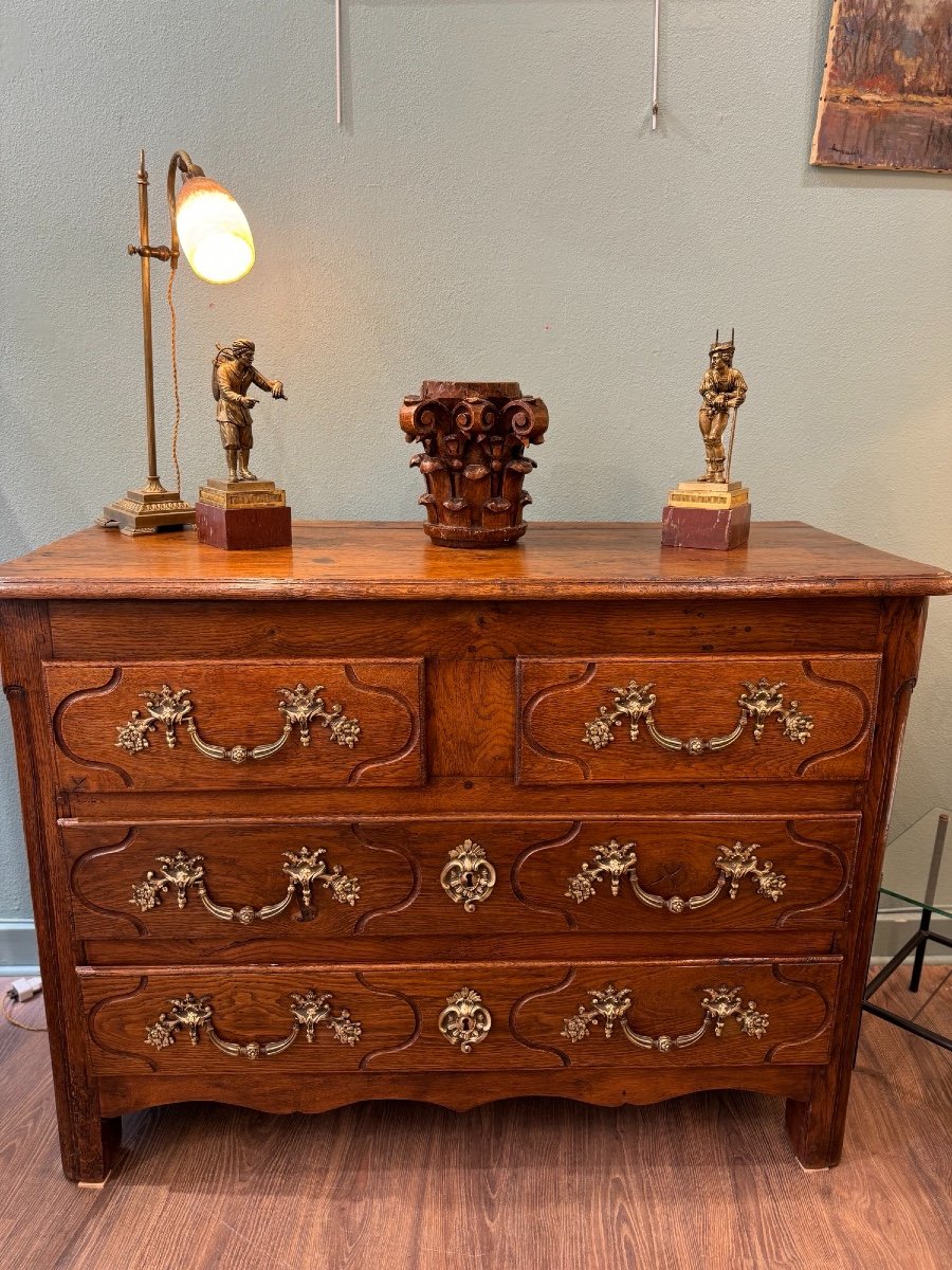 Antique Louis XIV Parisian Chest Of Drawers In Oak From The 18th Century Bronze Handle 4 Drawers-photo-3