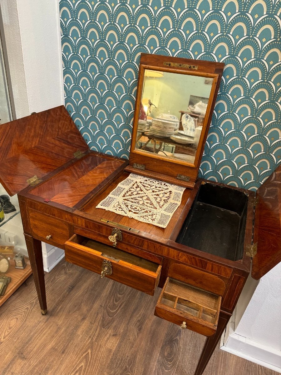 Ancienne Coiffeuse d' époque Louis XVI En Marqueterie . Fin XVIII ème Siècle console commode-photo-3