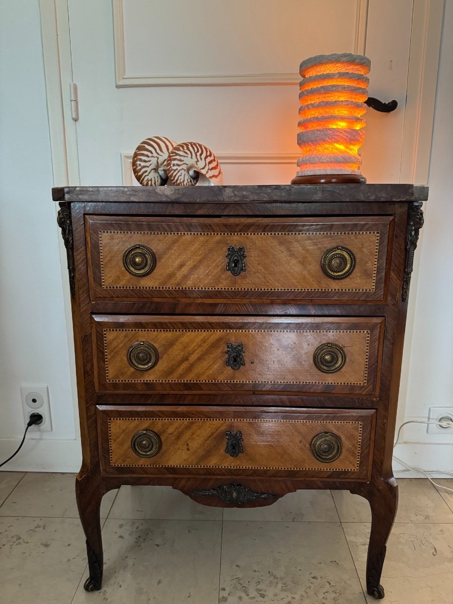 Very Small Louis XV Style Transition Period Mid-20th Century Marquetry Chest Of Drawers-photo-1