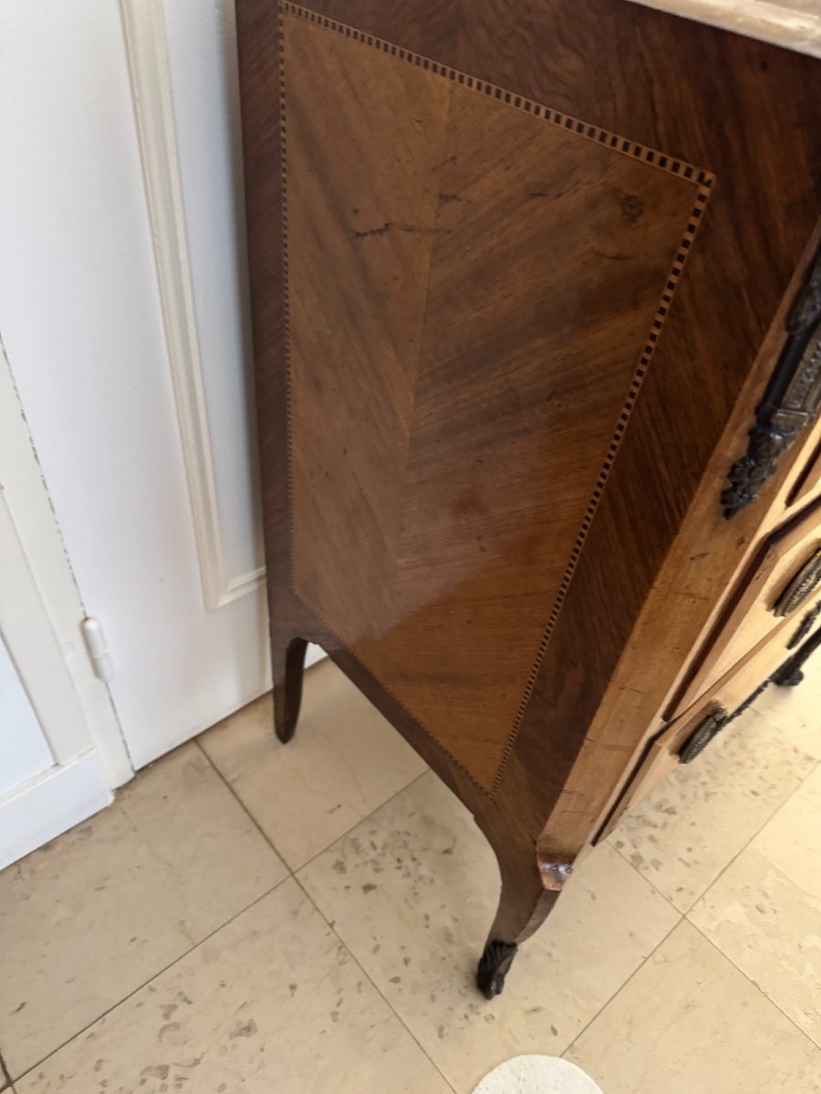 Very Small Louis XV Style Transition Period Mid-20th Century Marquetry Chest Of Drawers-photo-3