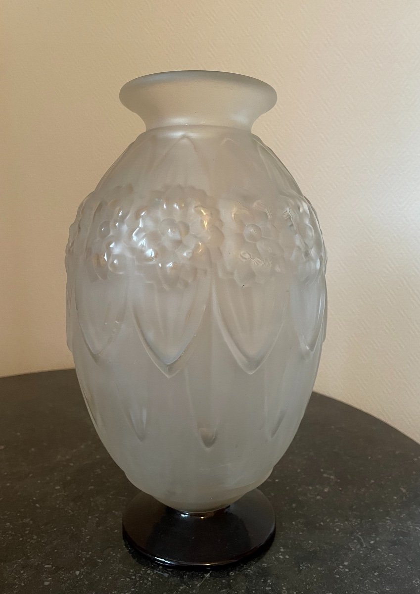 Antique Art Deco Vase By French Glass Schneider, Early 20th Century Verçais Period 