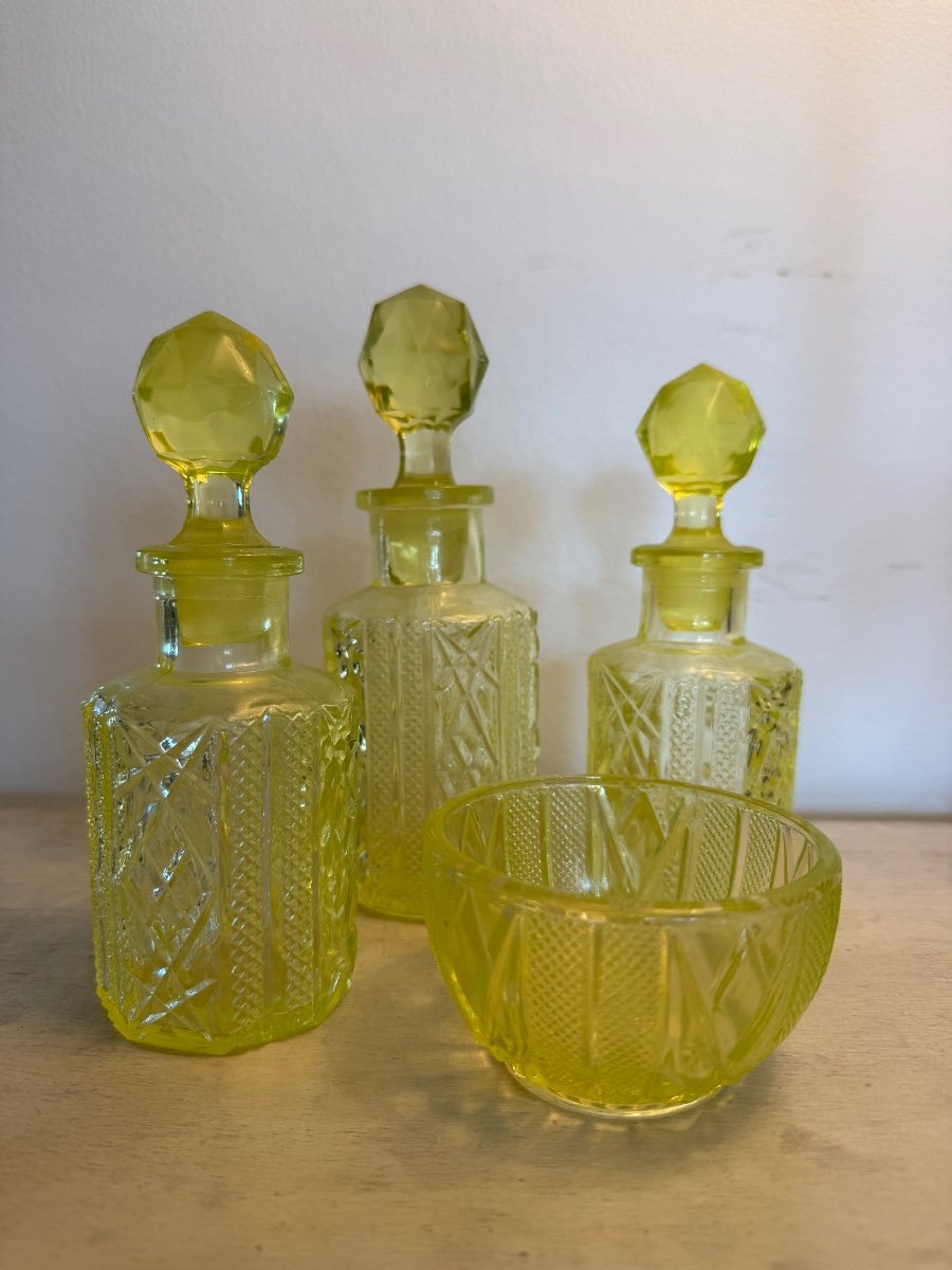 Antique Toilet Service Set, Val Saint Lambert Glass Bottles 19th Century Ouraline-photo-4