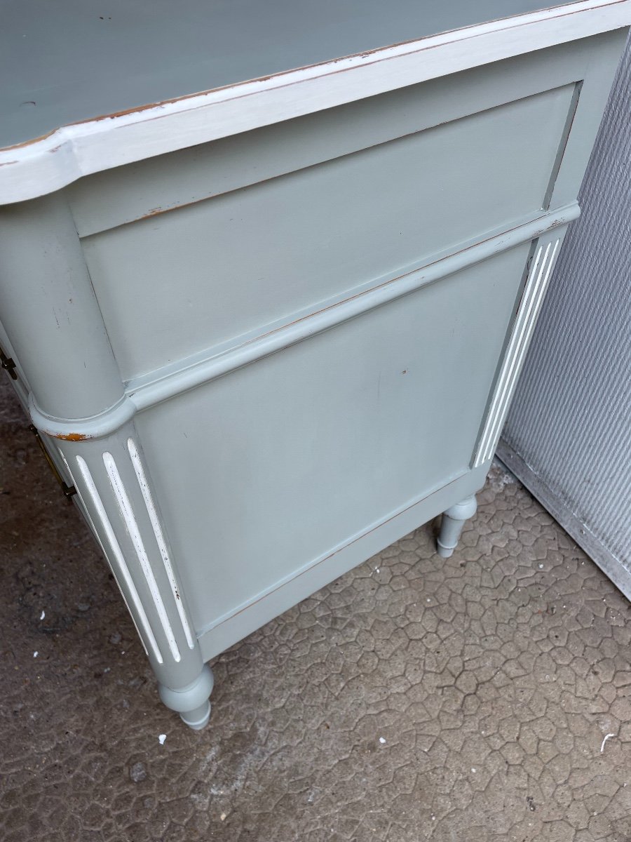 Old Louis XVI Style Chest Of Drawers With Grey Patina And White Retouching-photo-2