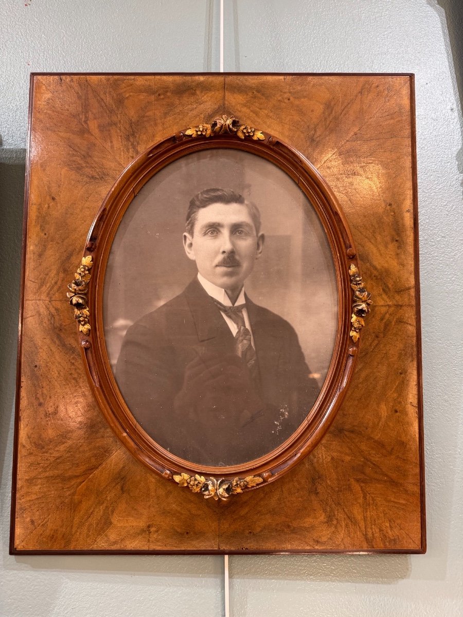 Old Pair Of 20th Century Art Nouveau Portrait Frames Walnut Veneer, Portrait Frame-photo-4