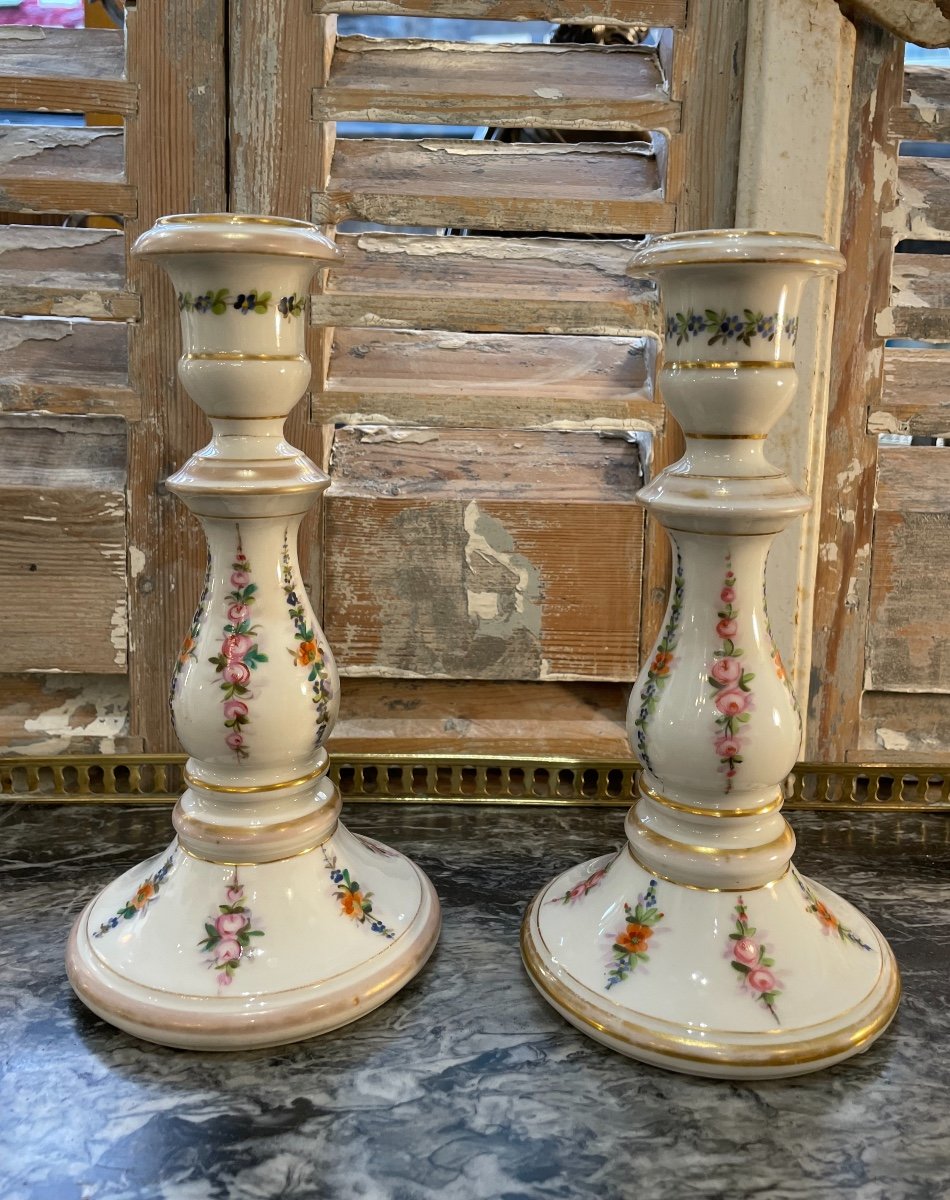 Antique Pair Of Paris Porcelain Candlesticks With Floral Decor Mid-19th Century 