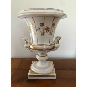 Medici Vase In Paris Porcelain Ditvieux Paris Period Mid-19th Century Old
