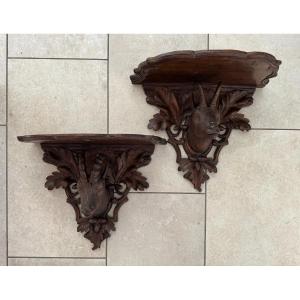 Pair Of Wall Shelf Consoles In Carved Wood Said Black Forest XIXth Hunting Brienz 