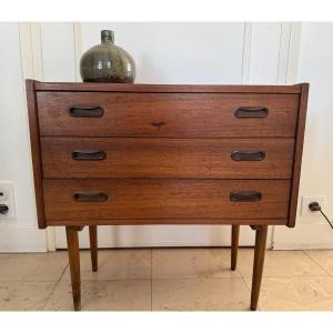 Old And Very Small Scandinavian Teak Sideboard Or Bedside Chest Of Drawers Vintage 1960