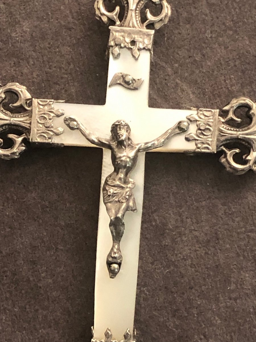 Old Silver / Mother-of-pearl Cross-photo-2