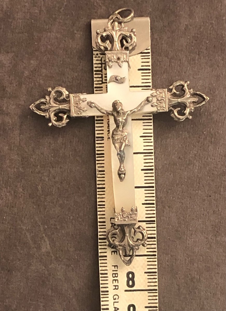 Old Silver / Mother-of-pearl Cross-photo-4