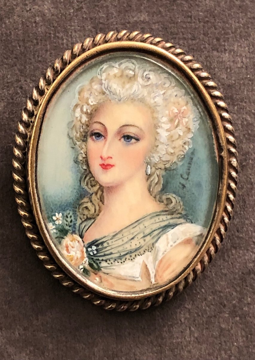 Miniature Painting Brooch